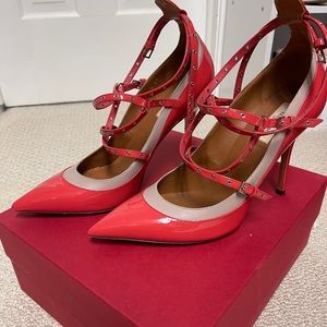 Valentino Garavani Pumps